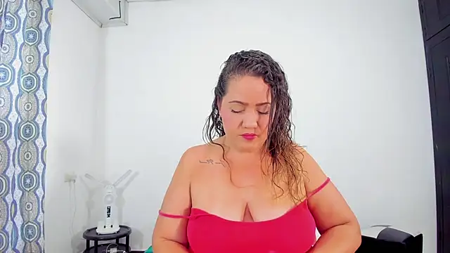 caamii foxx online show from 18, 11, 2025