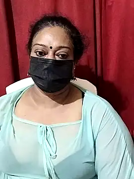 Snapshot of surekha-30 chatting on 19, 10, 2025 surekha-30 online show from 19, 10, 2025