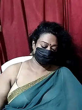 Snapshot of surekha-30 chatting on 24, 10, 2025 surekha-30 online show from 24, 10, 2025