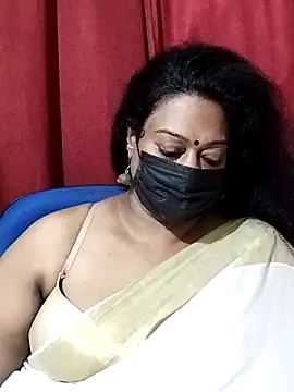Snapshot of surekha-30 chatting on 25, 10, 2025 surekha-30 online show from 25, 10, 2025