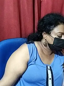 Snapshot of surekha-30 chatting on 5, 11, 2025 surekha-30 online show from 5, 11, 2025