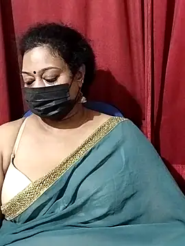 Snapshot of surekha-30 chatting on 14, 11, 2025 surekha-30 online show from 14, 11, 2025