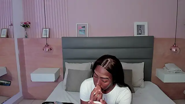  emma willliams  online show from 3, 2, 2026