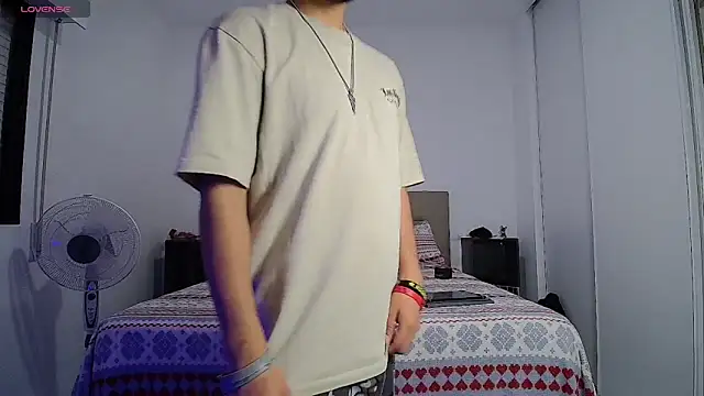 Snapshot of Dimax_xxx chatting on 12, 10, 2025 Dimax xxx online show from 12, 10, 2025