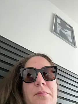 melanie75020 online show from 21, 2, 2026