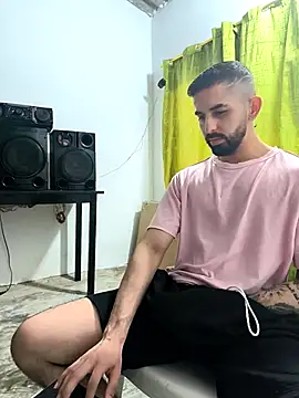 giannis090 online show from 28, 11, 2025