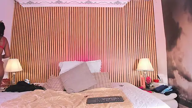 keeyla stone online show from 15, 9, 2025