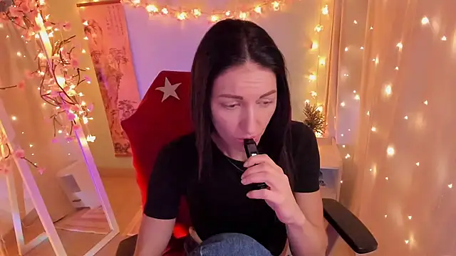 Aurora Loveu online show from 10, 3, 2026