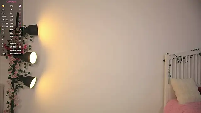 Snapshot of IsobelCashin chatting on 28, 2, 2026 IsobelCashin online show from 28, 2, 2026