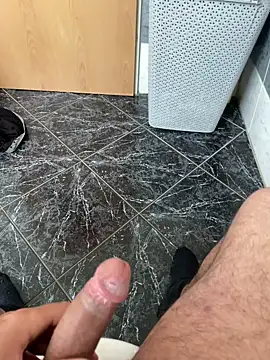 Snapshot of geilheit12 chatting on 14, 10, 2025 geilheit12 online show from 14, 10, 2025