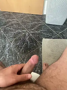 Snapshot of geilheit12 chatting on 15, 10, 2025 geilheit12 online show from 15, 10, 2025