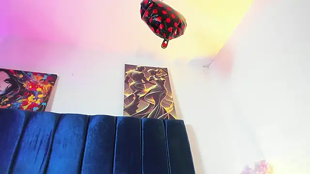 Snapshot of Annie_switt chatting on 14, 11, 2025 Annie switt online show from 14, 11, 2025