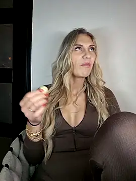 Snapshot of Melody1600 chatting on 18, 10, 2025 Melody1600 online show from 18, 10, 2025