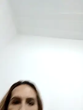 Snapshot of alanastones-19 chatting on 6, 10, 2025 alanastones-19 online show from 6, 10, 2025