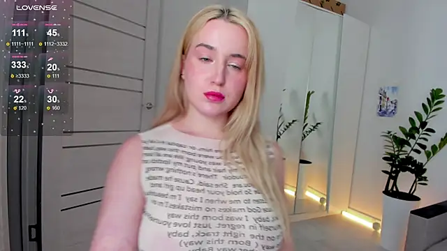 Snapshot of acidjuice0 chatting on 11, 10, 2025 acidjuice0 online show from 11, 10, 2025