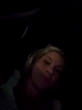 Snapshot of toomuchofafreak chatting on 14, 10, 2025 toomuchofafreak online show from 14, 10, 2025