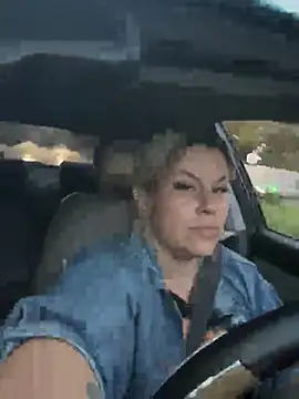 toomuchofafreak online show from 14, 3, 2026