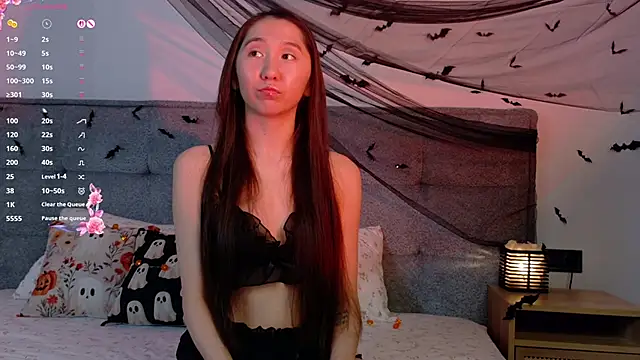 ada di online show from 27, 10, 2025