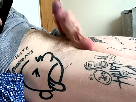 Snapshot of felicks1 chatting on 29, 9, 2025 felicks1 online show from 29, 9, 2025