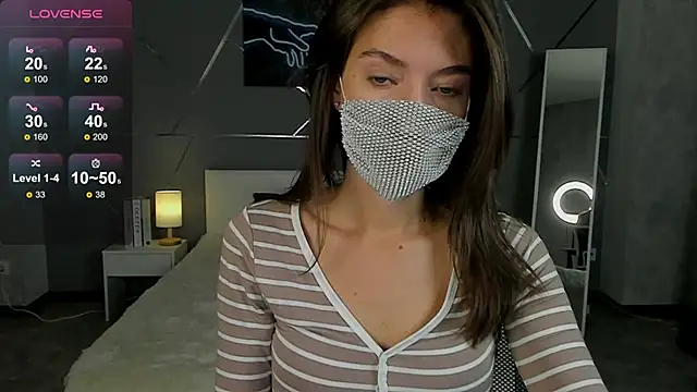 Snapshot of take_me_to_moon chatting on 8, 10, 2025 take me to moon online show from 8, 10, 2025