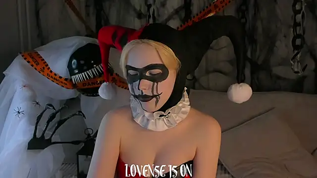 ElizSpieth online show from 31, 10, 2025