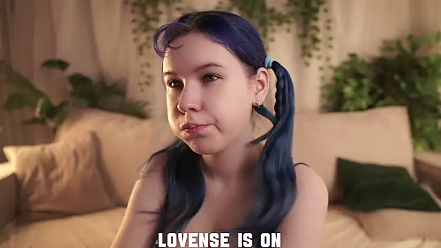 Snapshot of ElizSpieth chatting on 20, 12, 2025 ElizSpieth online show from 20, 12, 2025