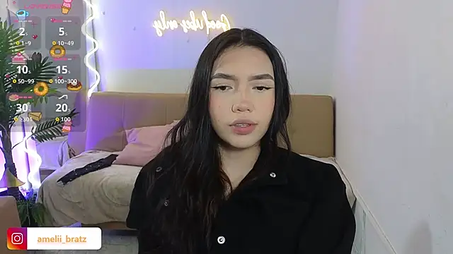 Snapshot of Ameliiaa_tay chatting on 14, 10, 2025 Ameliiaa tay online show from 14, 10, 2025