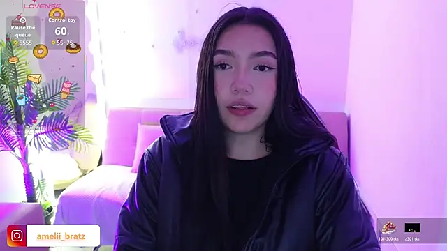 Snapshot of Ameliiaa_tay chatting on 8, 11, 2025 Ameliiaa tay online show from 8, 11, 2025