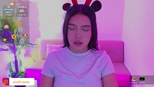 Snapshot of Ameliiaa_tay chatting on 23, 11, 2025 Ameliiaa tay online show from 23, 11, 2025