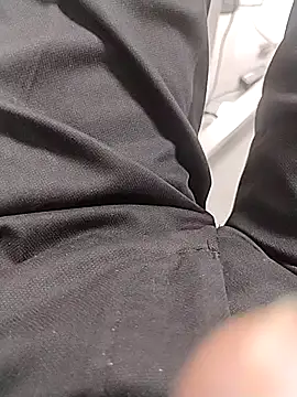 Snapshot of themasklover chatting on 2, 4, 2026 themasklover online show from 2, 4, 2026