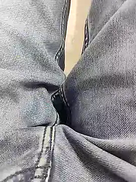 Snapshot of themasklover chatting on 7, 4, 2026 themasklover online show from 7, 4, 2026