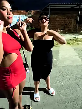 Snapshot of Mia-sensual chatting on 12, 9, 2025 Mia-sensual online show from 12, 9, 2025