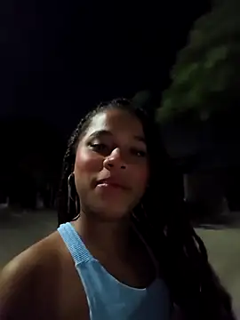 Snapshot of Mia-sensual chatting on 7, 10, 2025 Mia-sensual online show from 7, 10, 2025