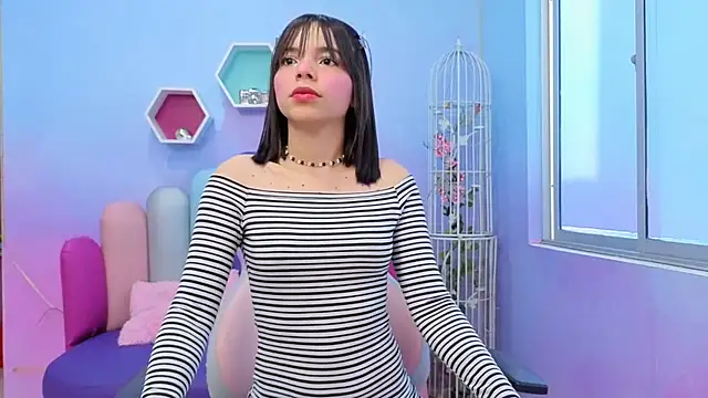 Issa Skinny  online show from 2, 10, 2025