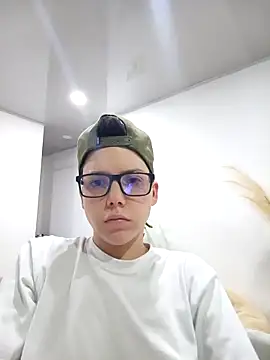 SpencerMontgomery online show from 16, 11, 2025