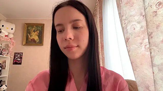 Snapshot of AxyKitten chatting on 8, 10, 2025 AxyKitten online show from 8, 10, 2025