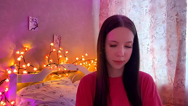 Snapshot of AxyKitten chatting on 20, 10, 2025 AxyKitten online show from 20, 10, 2025