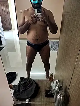 Snapshot of Mr_Batting_Man chatting on 15, 11, 2025 Mr Batting Man online show from 15, 11, 2025