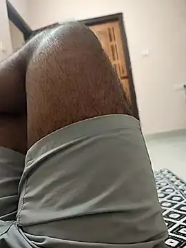 Snapshot of Mr_Batting_Man chatting on 16, 11, 2025 Mr Batting Man online show from 16, 11, 2025