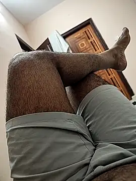 Snapshot of Mr_Batting_Man chatting on 17, 11, 2025 Mr Batting Man online show from 17, 11, 2025