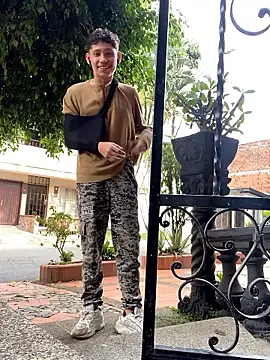 elfernh online show from 12, 10, 2025