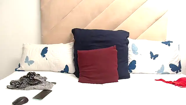 Snapshot of XXBUBBLYBARBIEXX chatting on 22, 10, 2025 XXBUBBLYBARBIEXX online show from 22, 10, 2025