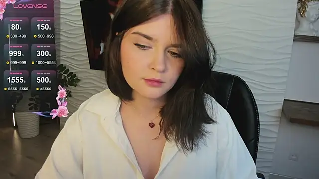 MoriGirl online show from 5, 10, 2025