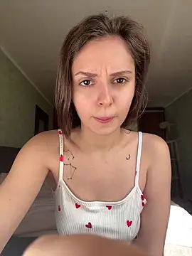 aurora pink  online show from 20, 10, 2025