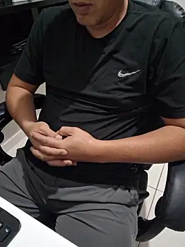 Snapshot of Carloskasado chatting on 22, 10, 2025 Carloskasado online show from 22, 10, 2025