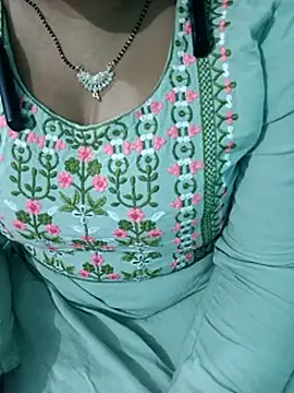 Snapshot of Anjali-bhabhi chatting on 20, 10, 2025 Anjali-bhabhi online show from 20, 10, 2025