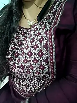 Snapshot of Anjali-bhabhi chatting on 22, 10, 2025 Anjali-bhabhi online show from 22, 10, 2025