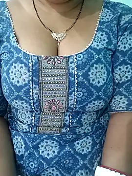 Snapshot of Anjali-bhabhi chatting on 26, 10, 2025 Anjali-bhabhi online show from 26, 10, 2025