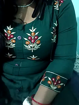 Snapshot of Anjali-bhabhi chatting on 13, 11, 2025 Anjali-bhabhi online show from 13, 11, 2025