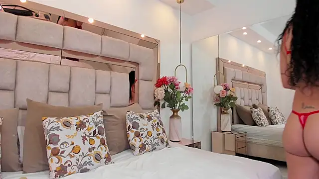 cloe spencerr online show from 4, 2, 2026